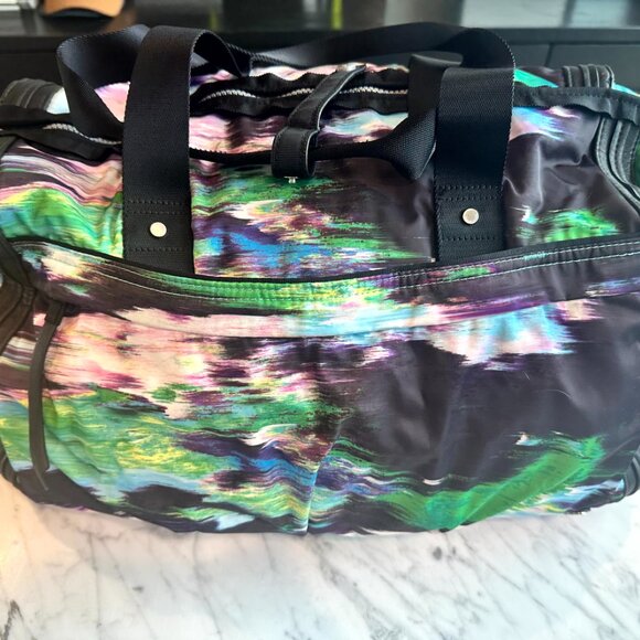 Lululemon Duffle Bag - Picture 10 of 16